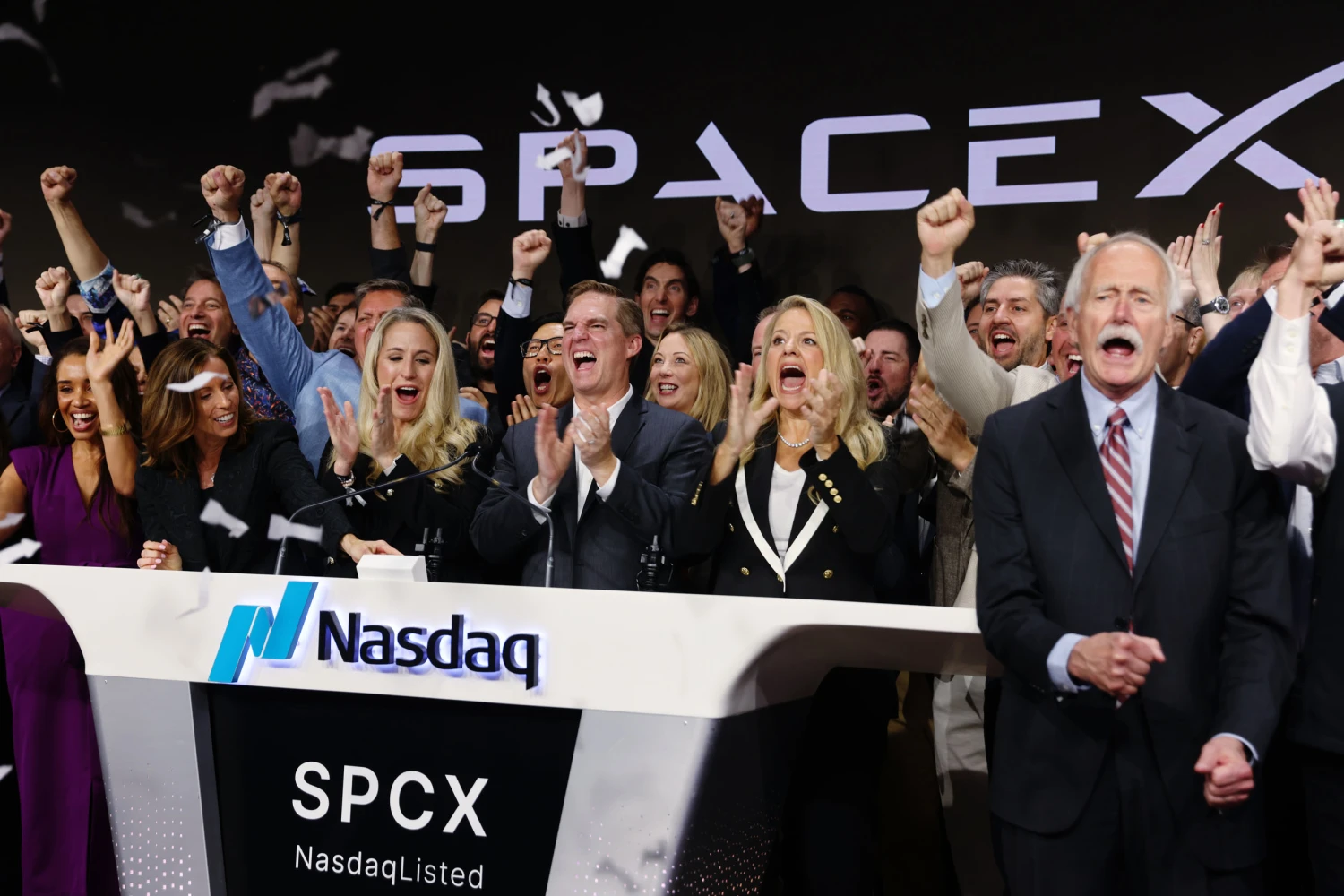 SpaceX $40 billion financing